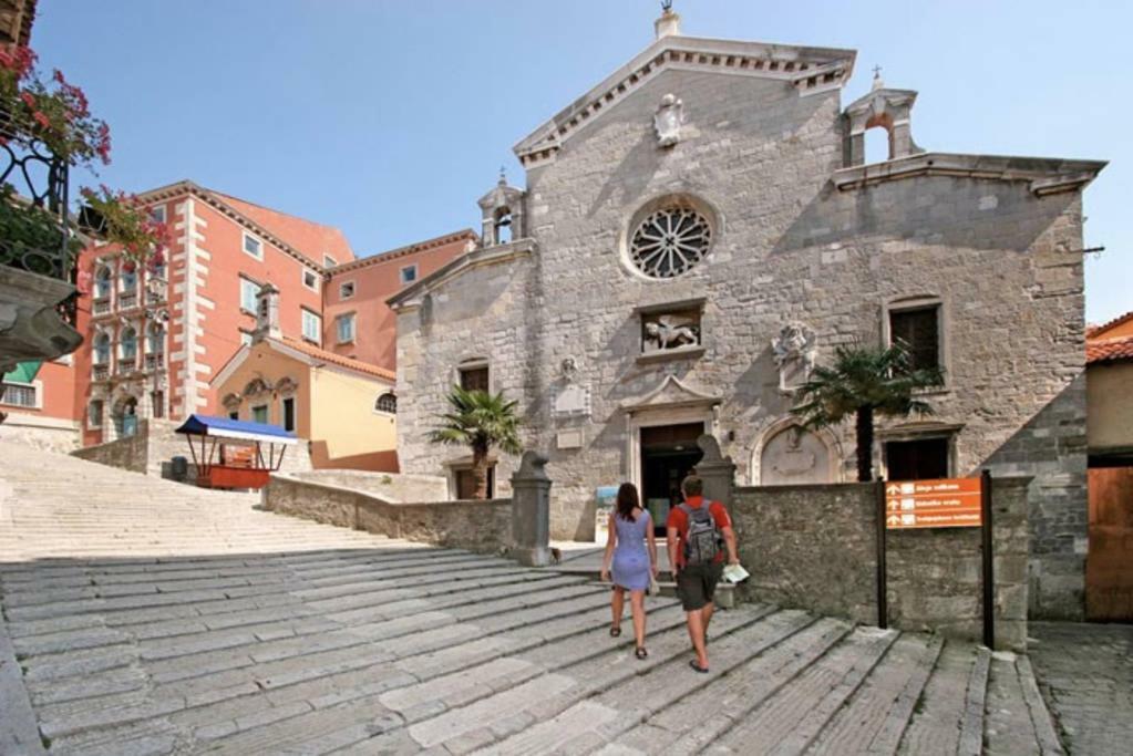 Luxury 1 Bedroom Apartment In Rabac Exterior foto
