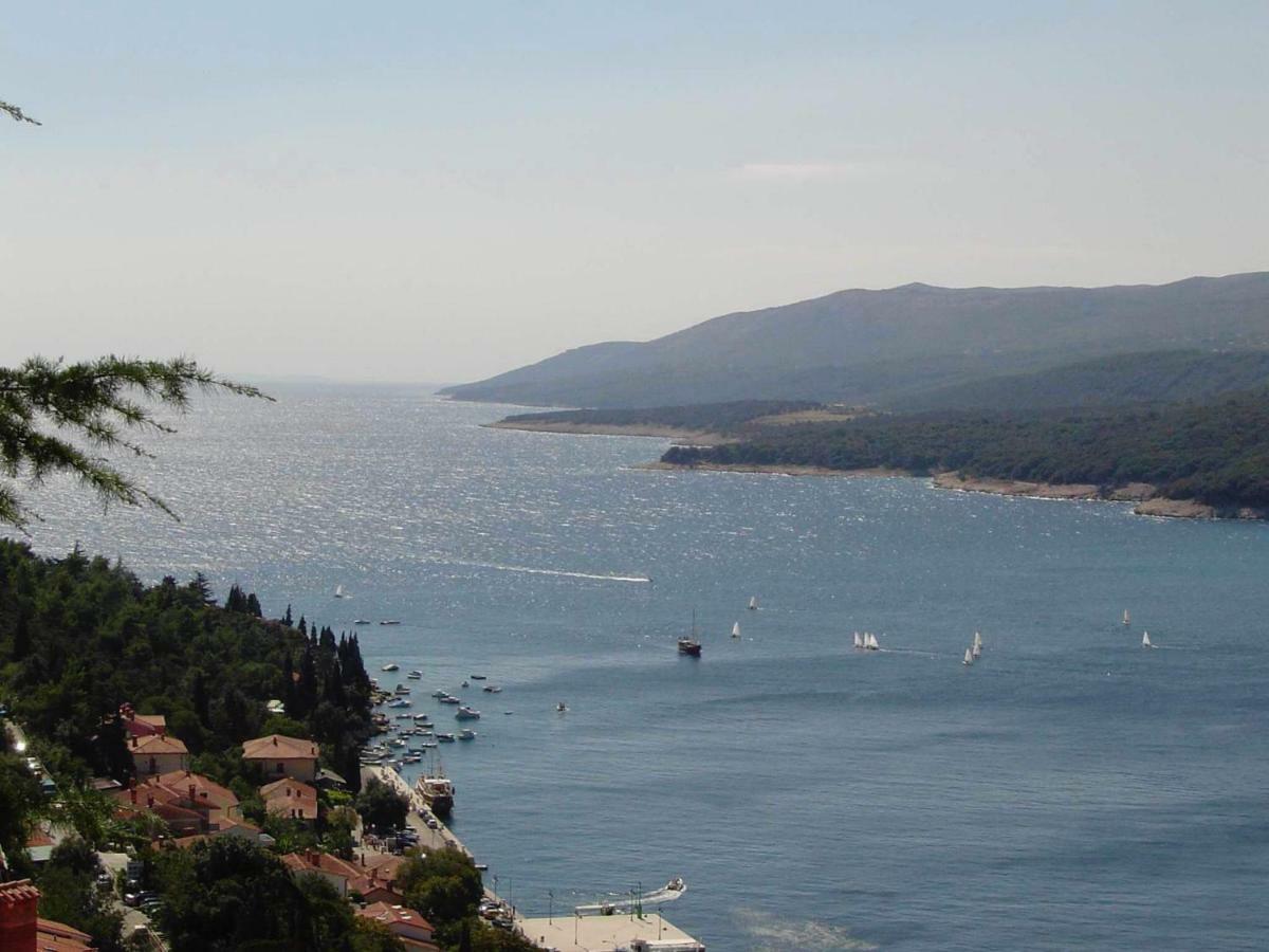 Luxury 1 Bedroom Apartment In Rabac Exterior foto