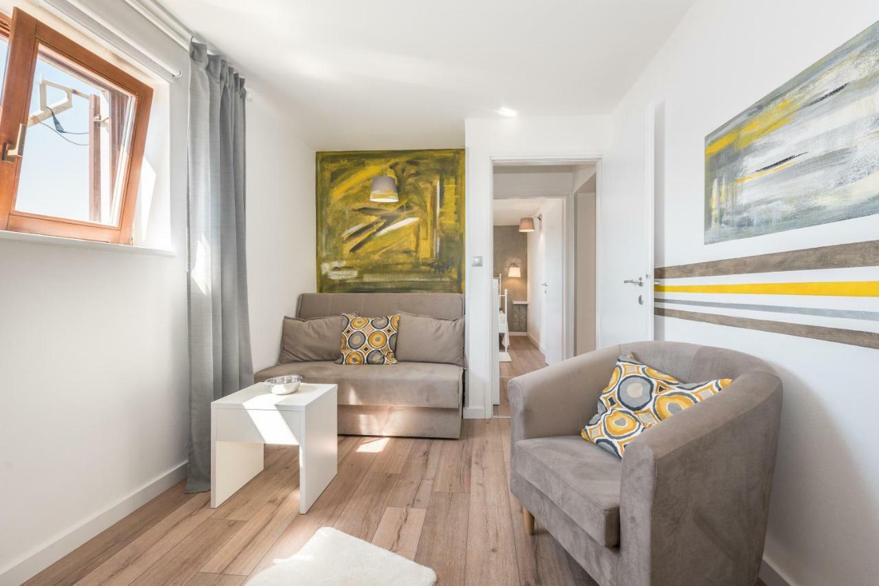 Luxury 1 Bedroom Apartment In Rabac Exterior foto